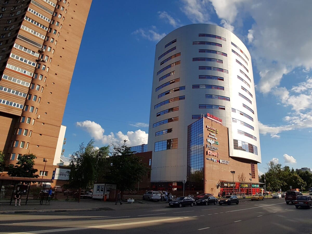Офисы от 950 до 1100 кв.м. в аренду и продажу в Москве и Московской области